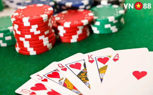 Texas Holdem Poker là game biến thể của Poker